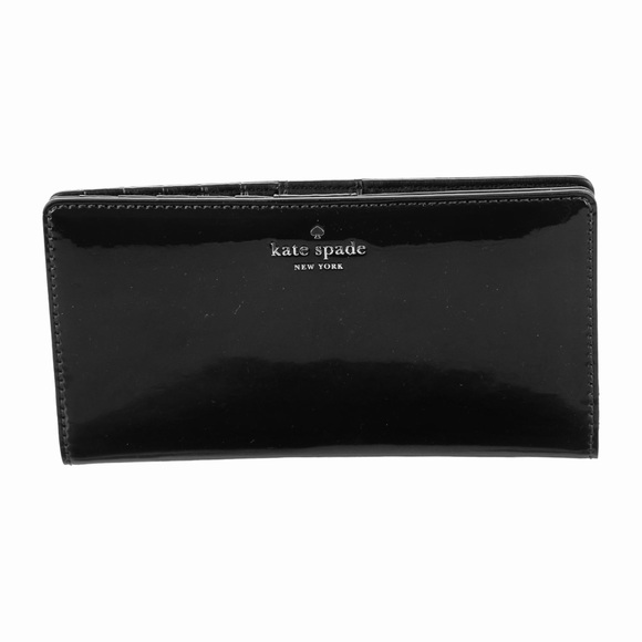 kate spade Handbags - EUC Kate Spade patent leather Stacy wallet